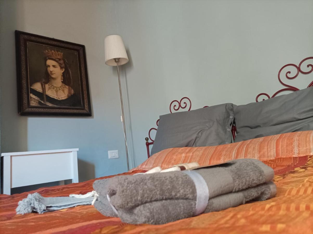 Saint Mary Magdalene Appartement Acqui Terme Buitenkant foto